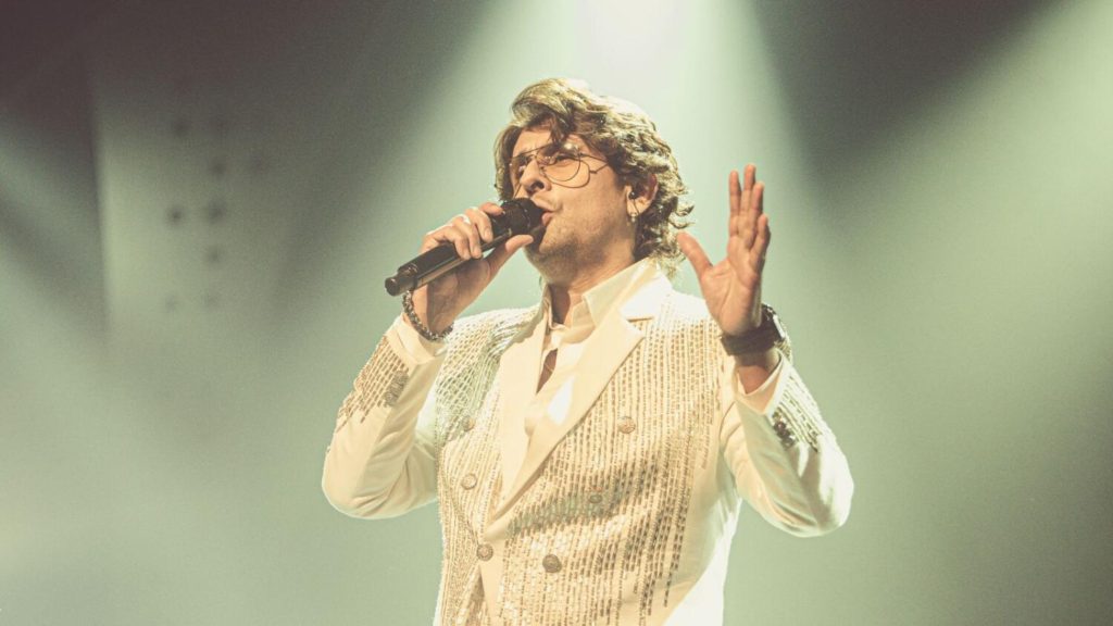 things to do in September - Sonu Nigam