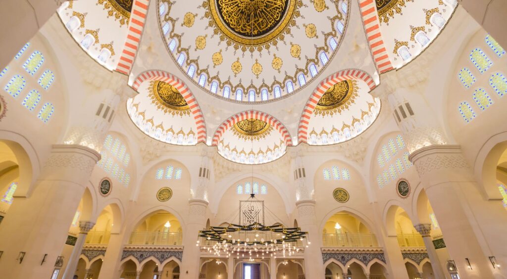 5 beautiful mosques in the UAE